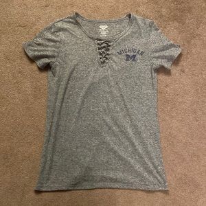 U of M T-shirt with laced up front